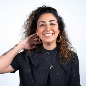 Photo of author Ana Leo